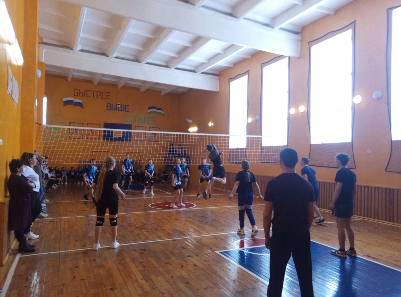 Волейбольный турнир в средней школе с.Аитово