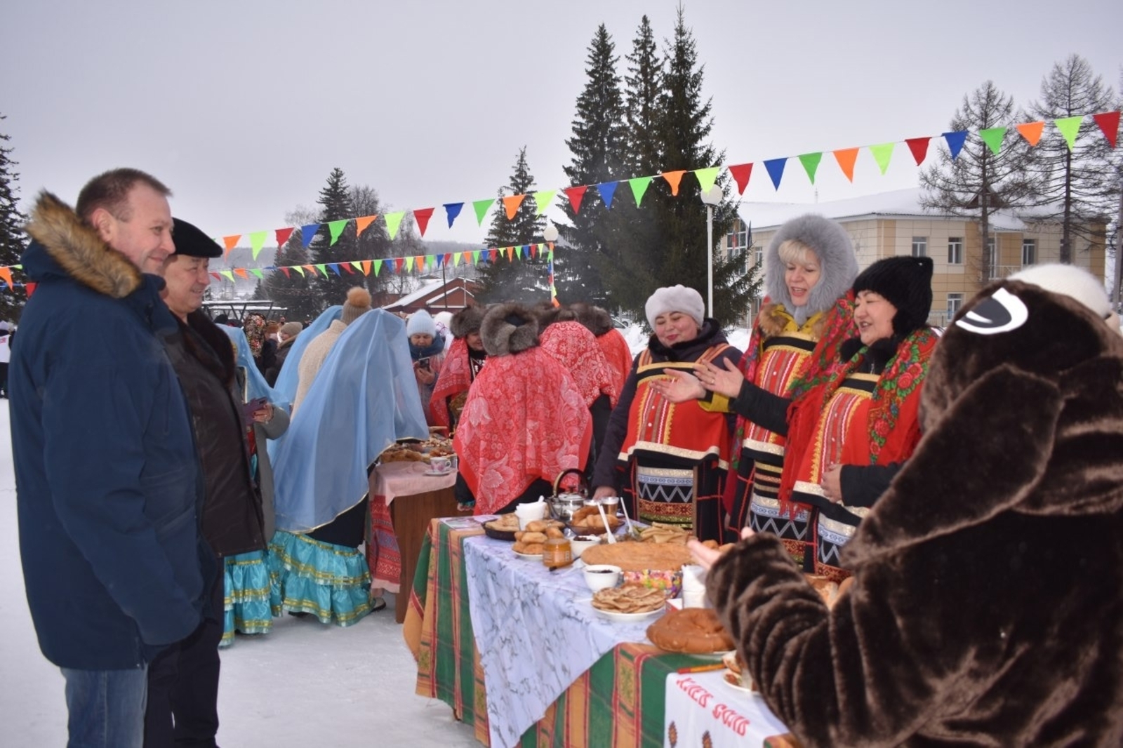 В Бижбуляке состоялось открытие Года единства народов России