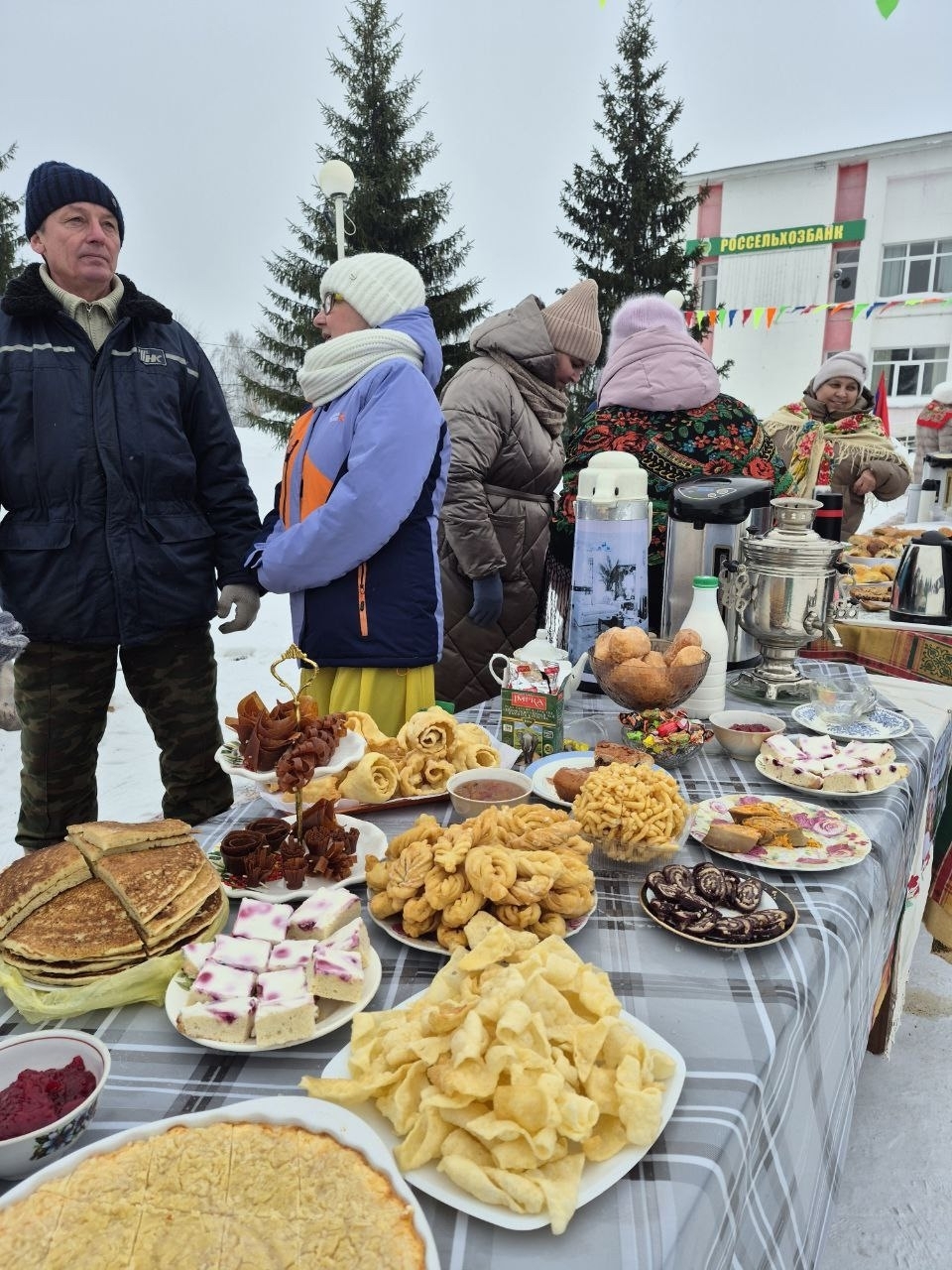 В Бижбуляке состоялось открытие Года единства народов России