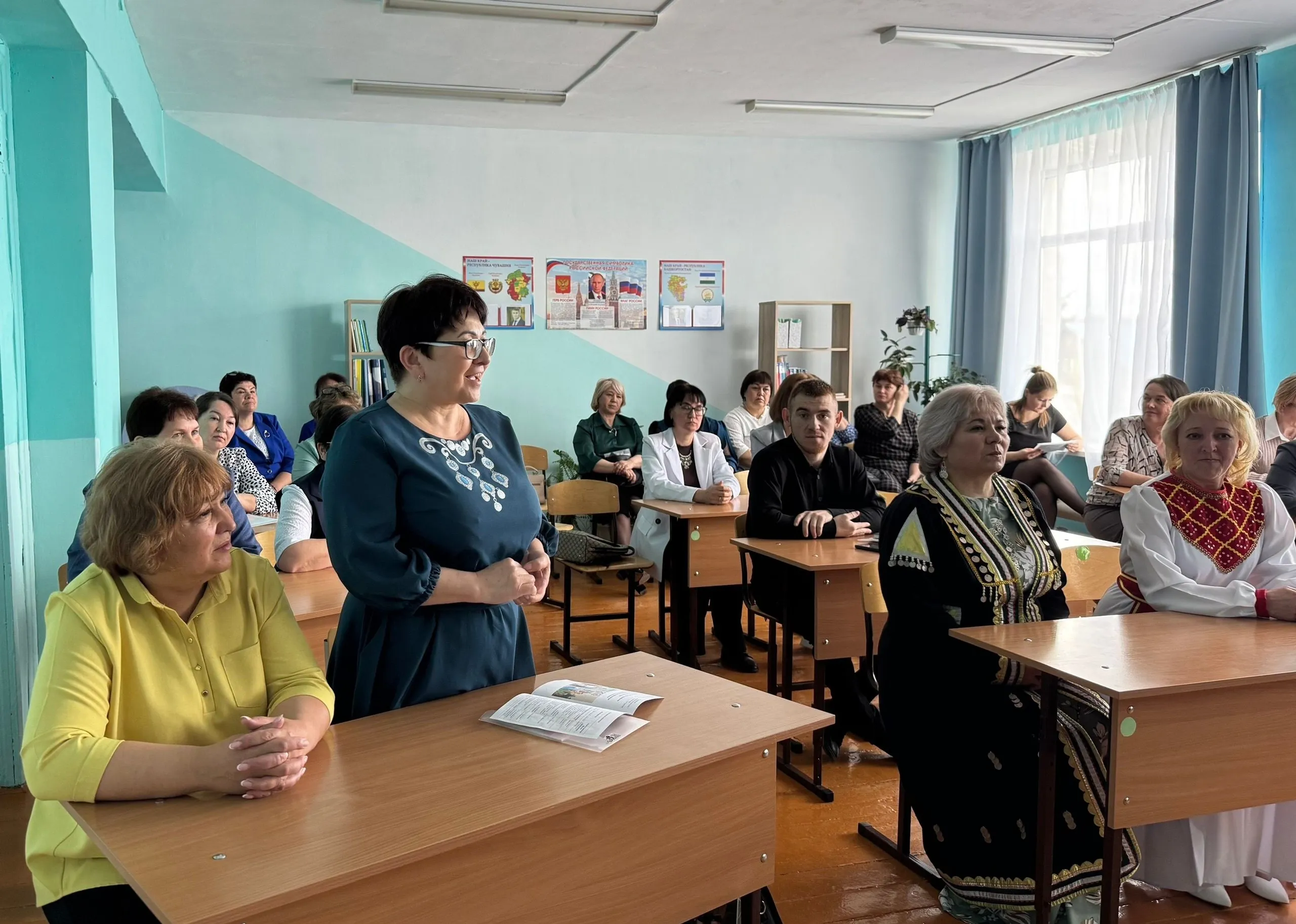 Средняя школа с. Михайловка стала центром обмена опытом по родным языкам