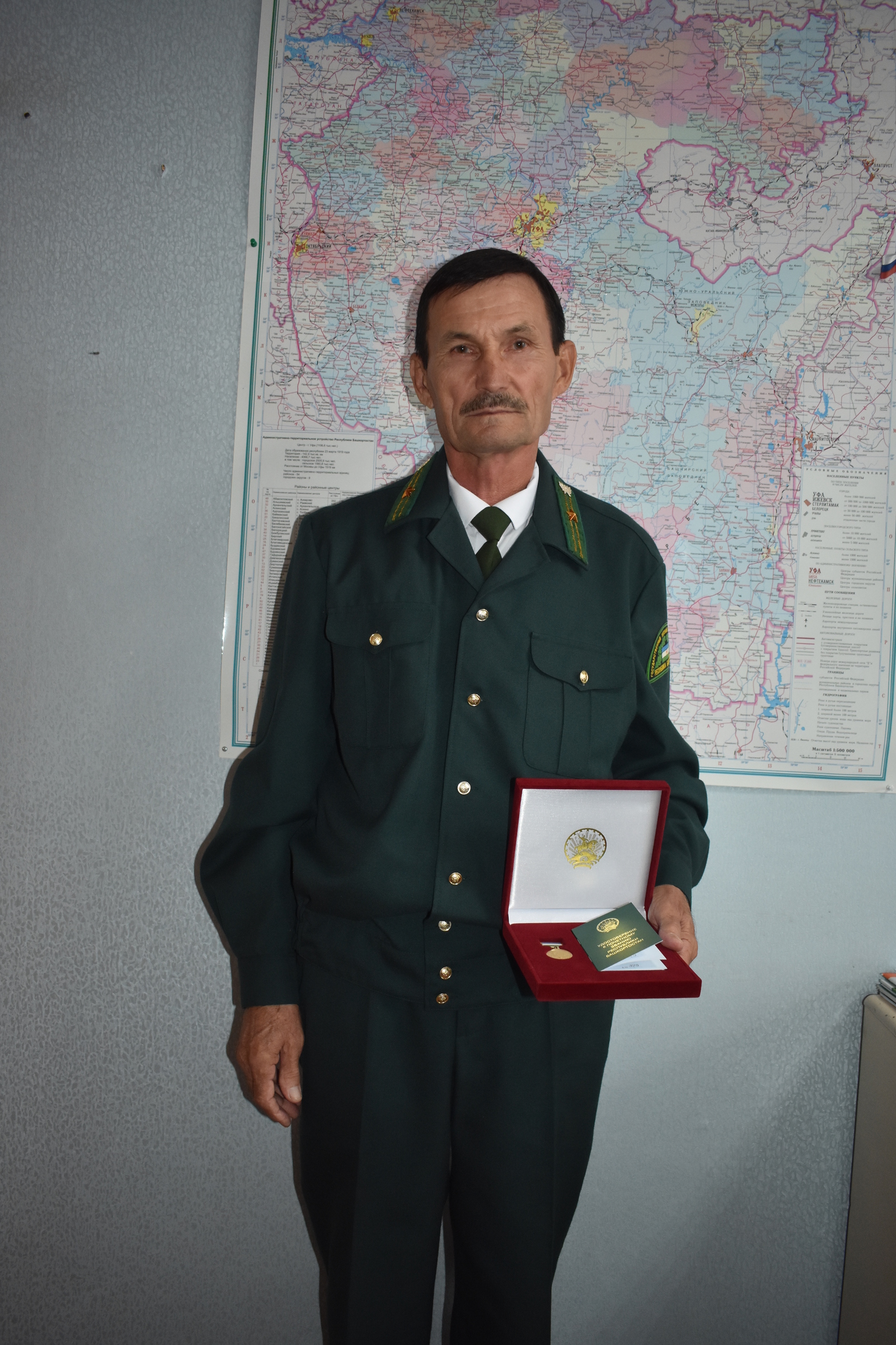 Шумят леса под чутким присмотром