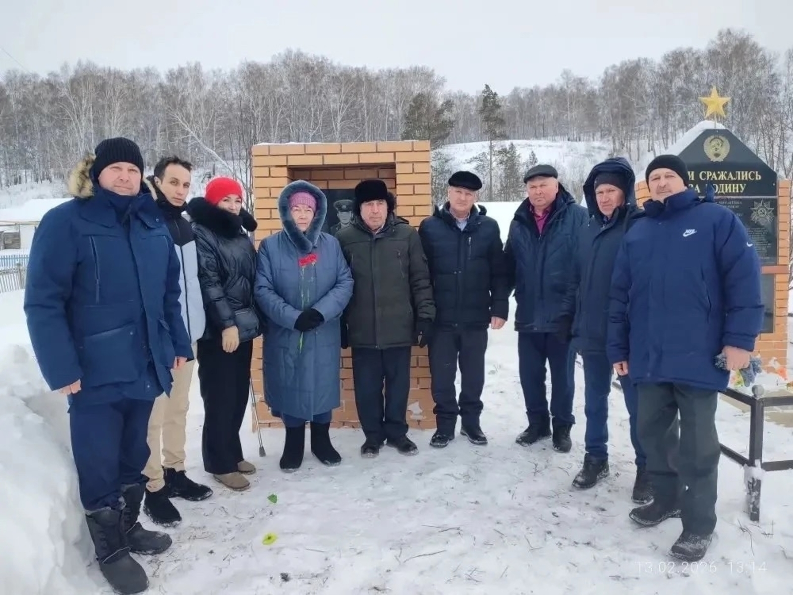 В МОБУ СОШ с. Кош-Елга прошел митинг, посвященный памяти воина-афганца