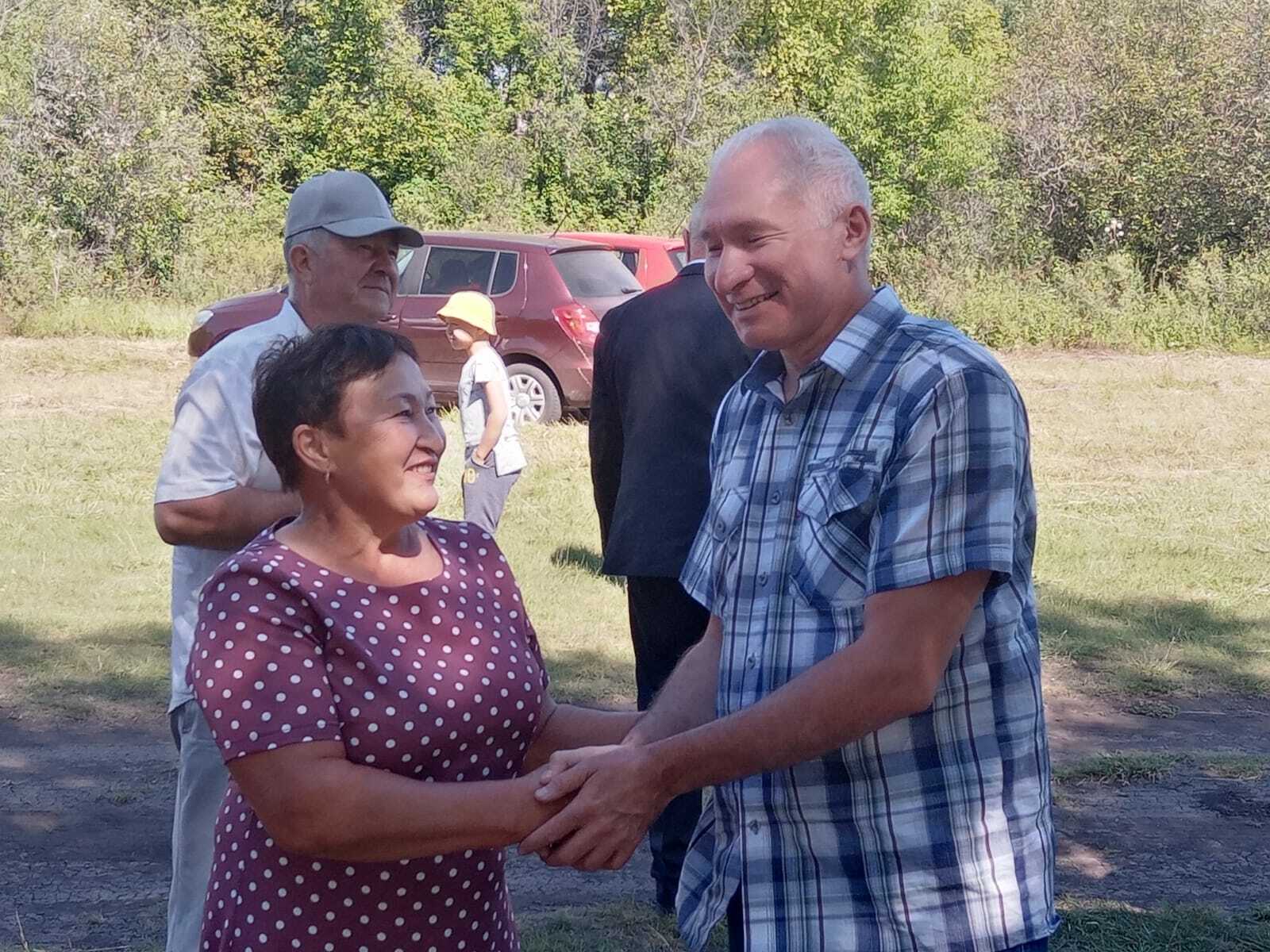 Одной большой семьей