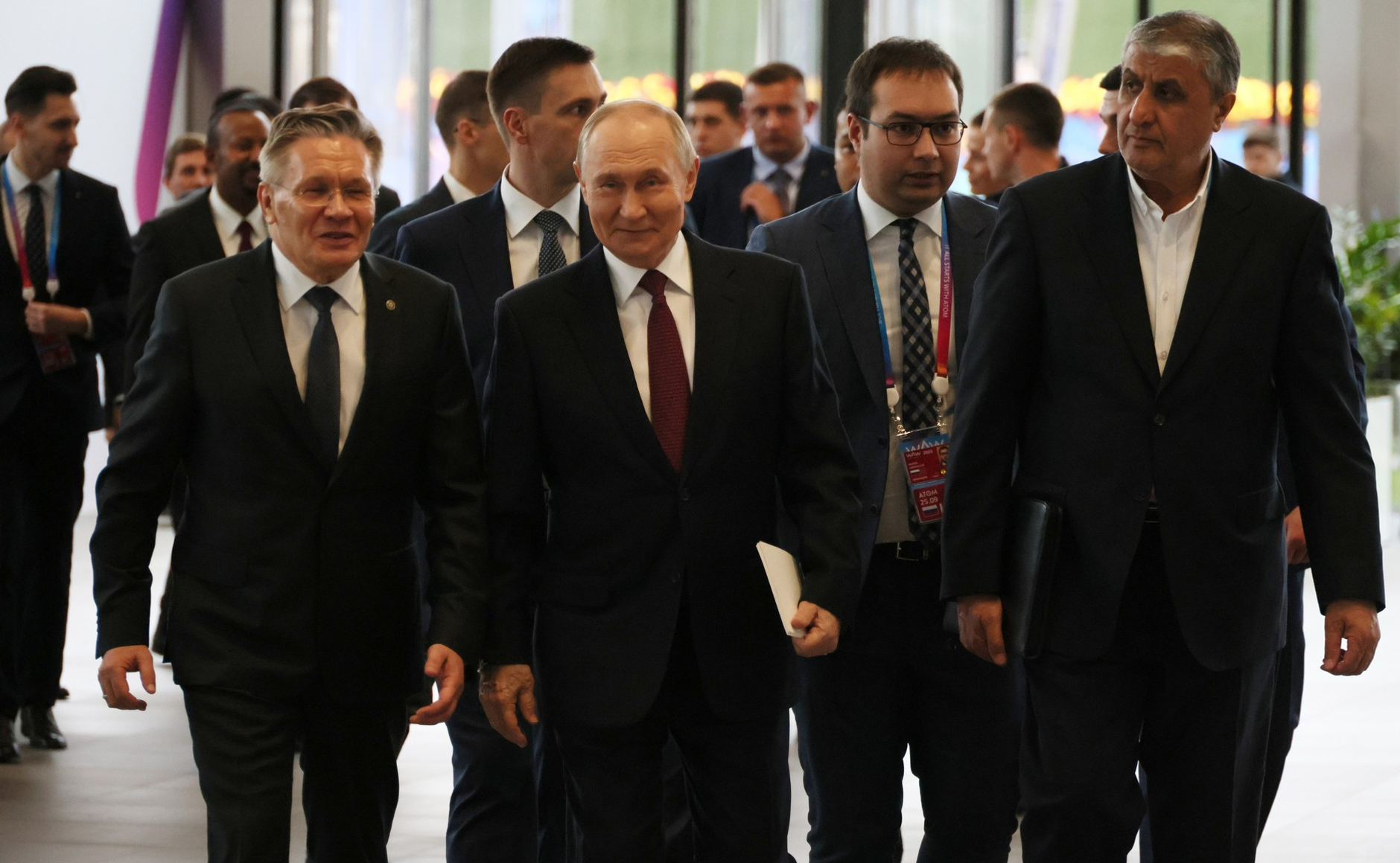 Владимир Путин выступил в музее «Атом» на ВДНХ